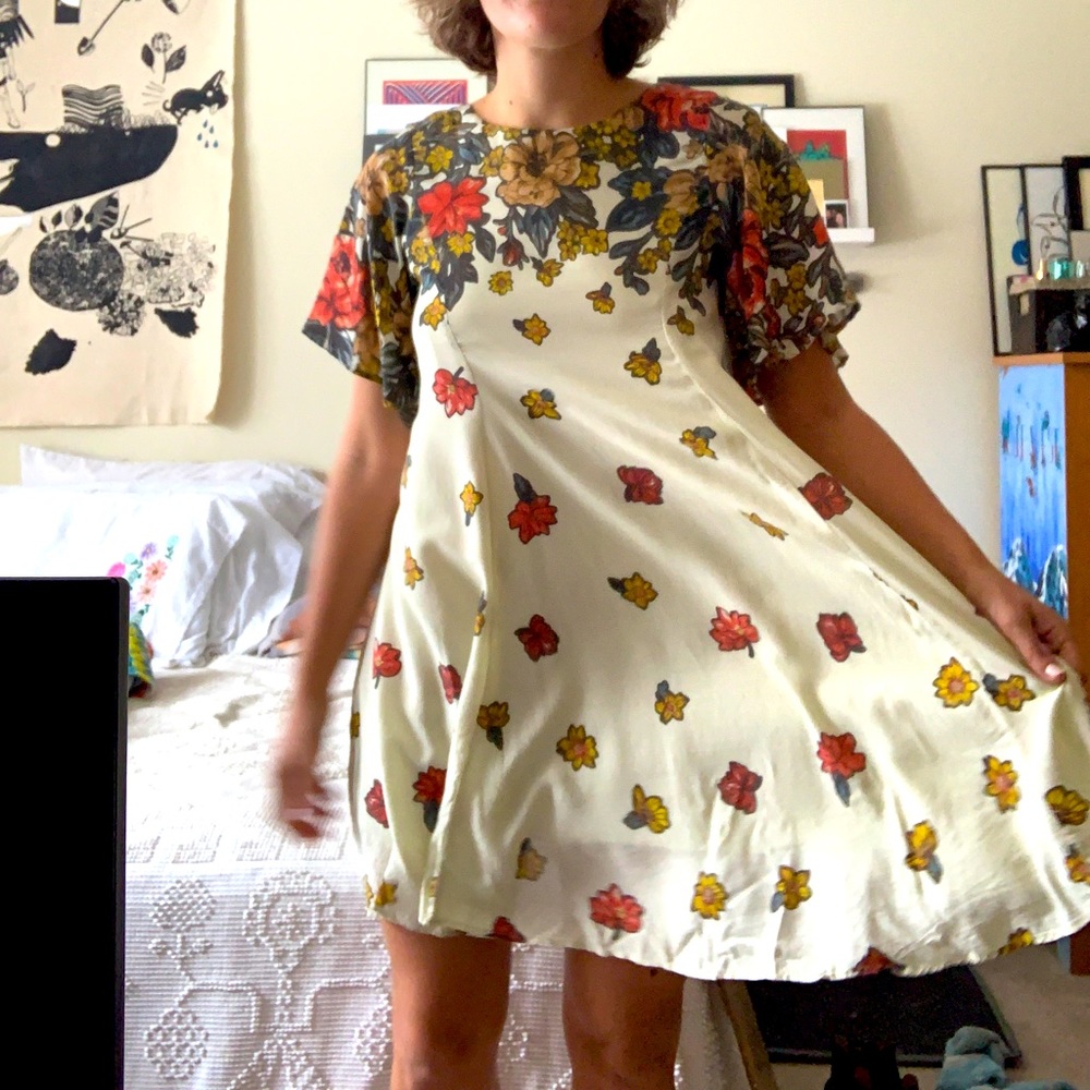 Kimchi Blue Urban Outfitters Floral Trimmed Dress